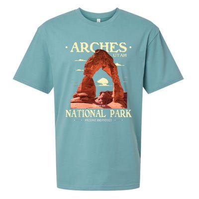 Arches National Park Retro Hiking & Camping Lover Sueded Cloud Jersey T-Shirt