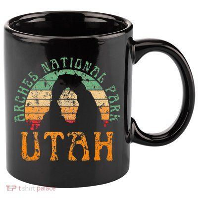 Arches National Park Utah Desert Arch Retro Sunset Vintage 11oz C Handle Ceramic Mug