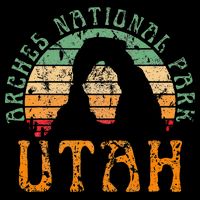 Arches National Park Utah Desert Arch Retro Sunset Vintage Womens T-Shirt