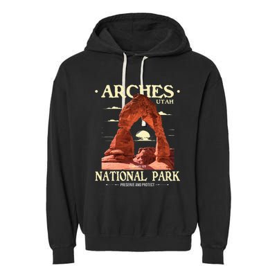 Arches National Park Retro Hiking & Camping Lover Garment-Dyed Fleece Hoodie