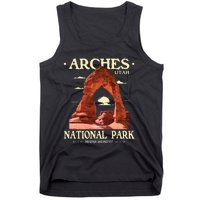 Arches National Park Retro Hiking & Camping Lover Tank Top