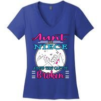 Aunt Niece Sentital Gift Bond Baptism Christmas Present Cool Gift Women's V-Neck T-Shirt