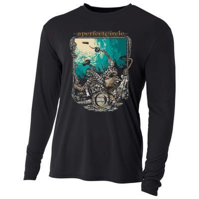 A Perfect Circle – The Depths Cooling Performance Long Sleeve Crew