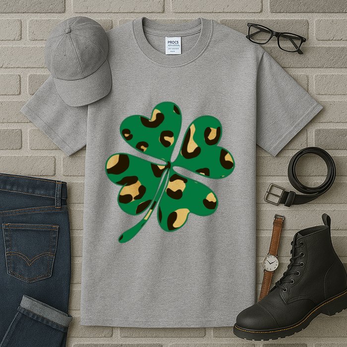 Animal Print St Patricks Day Clover Tall T-Shirt