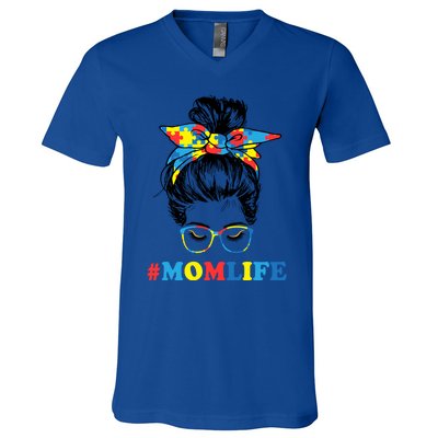 Autistic Son Autism Awareness Mom Life Cool Gift Mom Gift V-Neck T-Shirt