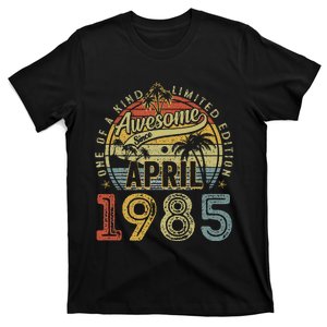 Awesome Since April 1985 40 Year Old 40th Birthday Women T-Shirt