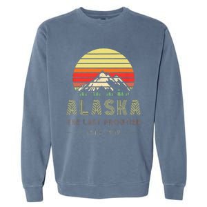 Alaska Souvenirs Alaska Family Friends Group Garment-Dyed Sweatshirt