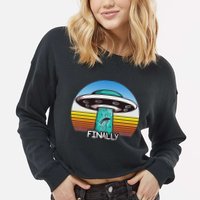 Alien S Abduction Ufo Finally Cropped Pullover Crew