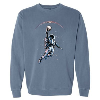 Astronaut Slam Dunk Space Basketball Lover Cool Universe Garment-Dyed Sweatshirt