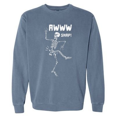 Awww Snap Funny Hip Broken Design For Surgery Survivor Garment-Dyed Sweatshirt