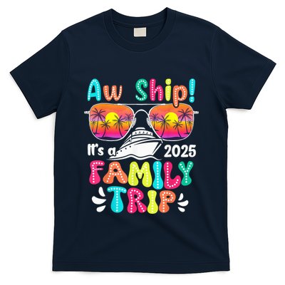 Aw Ship ItS A Family Trip 2025 Family Cruise Squad Retro T-Shirt