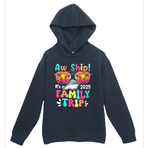 Aw Ship ItS A Family Trip 2025 Family Cruise Squad Retro Urban Pullover Hoodie