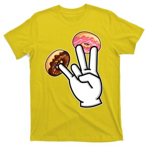 ASL Hand Sign Langauge Number 7 With Donuts T-Shirt