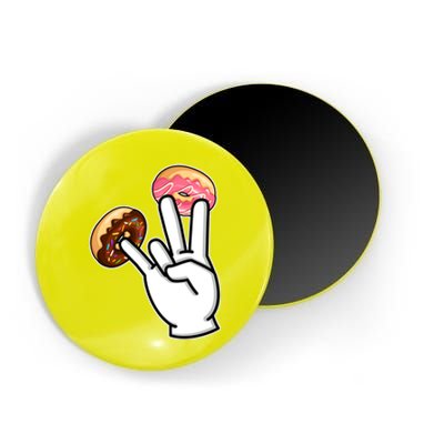 ASL Hand Sign Langauge Number 7 With Donuts Magnet