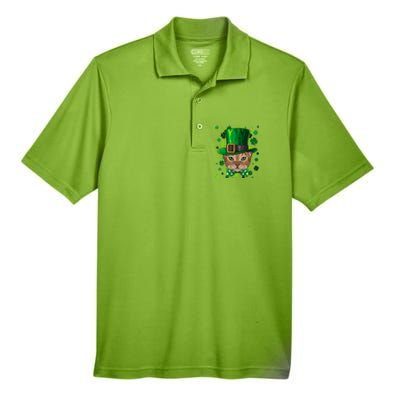 Abyssinian St Patricks Day Cat Leprechaun Hat Shamrock Funny Gift Men's Origin Performance Piqué Polo