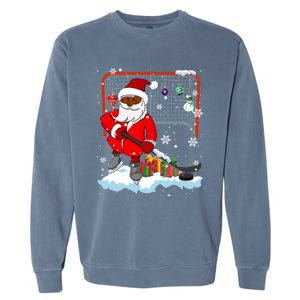 Afro Santa Playing Hockey Xmas Black Afro Hockey Player Gift Garment-Dyed Sweatshirt