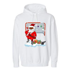 Afro Santa Playing Hockey Xmas Black Afro Hockey Player Gift Garment-Dyed Fleece Hoodie