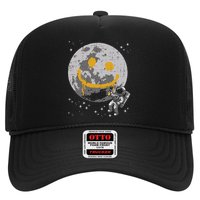 Astronaut Spray Paint Moon Smile Face Space Hat