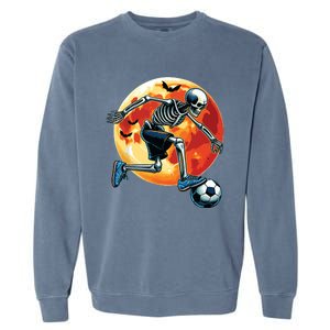 American Soccer Skeleton Halloween Boy Soccer Funny Garment-Dyed Sweatshirt