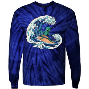 Alien Surfing Summer Surfer Tie-Dye Long Sleeve Shirt