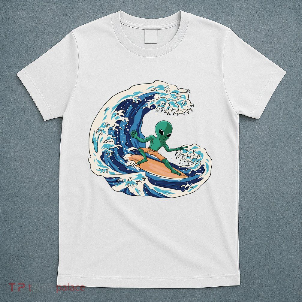 Alien Surfing Summer Surfer T-Shirt