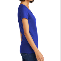 Analog Synthesizer Techno Waveform Synth Nerd Women's V-Neck T-Shirt