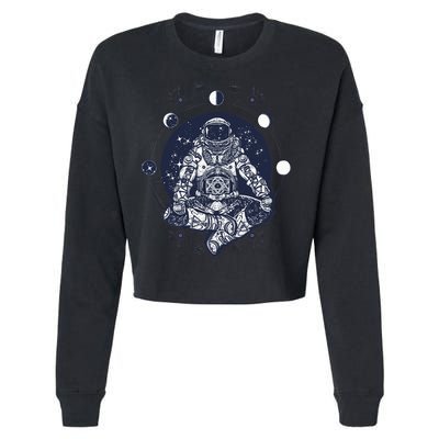 Astronaut in the lotus position Cropped Pullover Crew