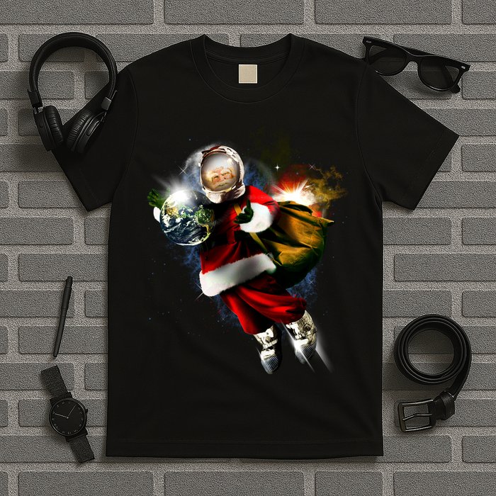 Astronaut Santa Claus In Space T-Shirt