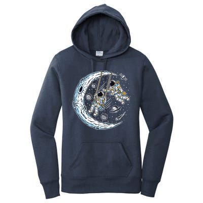 Astronauts Moon Swinging Women's Pullover Hoodie