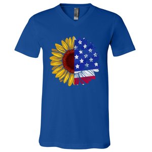 America Sunflower Us Flag 4th July American Patriotic Flower Gift V-Neck T-Shirt