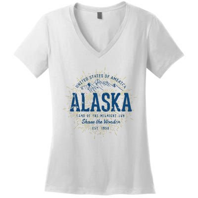 Alaska State Vintage Retro Alaska Women's V-Neck T-Shirt