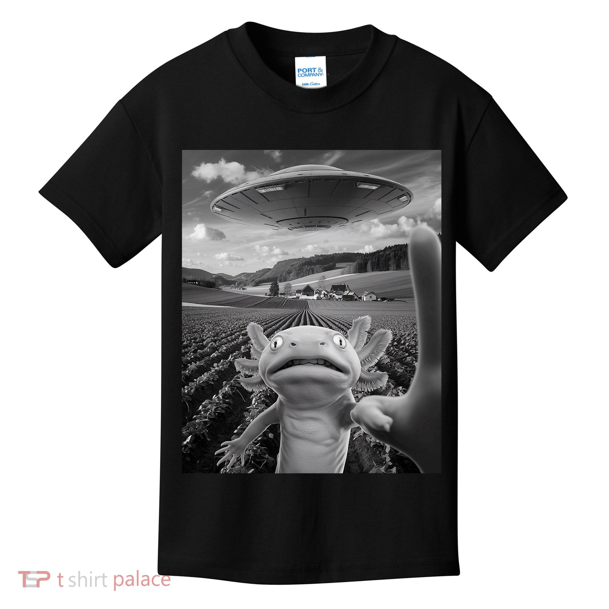 Axolotl Selfie With Alien UFO Funny Axolotl Gifts For Women Kids T-Shirt