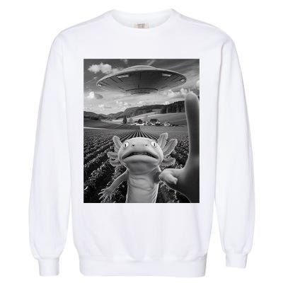 Axolotl Selfie With Alien UFO Funny Axolotl Gifts For Women Garment-Dyed Sweatshirt
