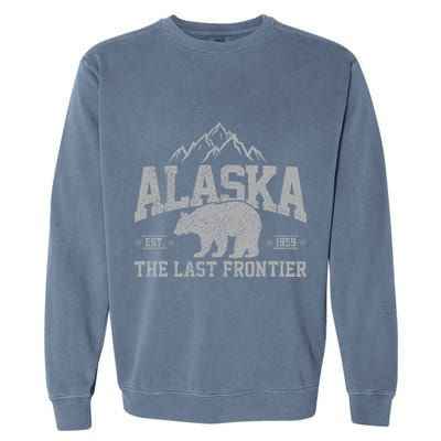 Alaska The Last Frontier Est 1959 Grizzly Bear Mountains Garment-Dyed Sweatshirt