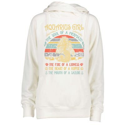 Aquarius The Soul Of A Mermaid Vintage Birthday Meaningful Gift Womens Funnel Neck Pullover Hood