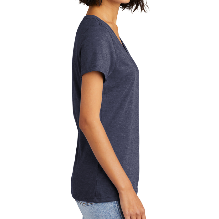 America Total Solar Eclipse April 8 2024 Usa Map Totality Women's V-Neck T-Shirt