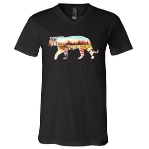 Adventurous Tiger Wilderness Graphic V-Neck T-Shirt