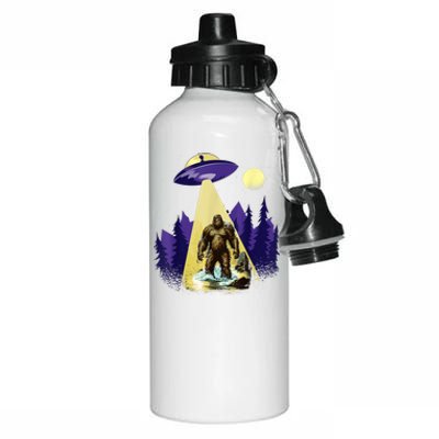 Alien UFO Bigfoot Sasquatch Hunter In National Park Aluminum Water Bottle 