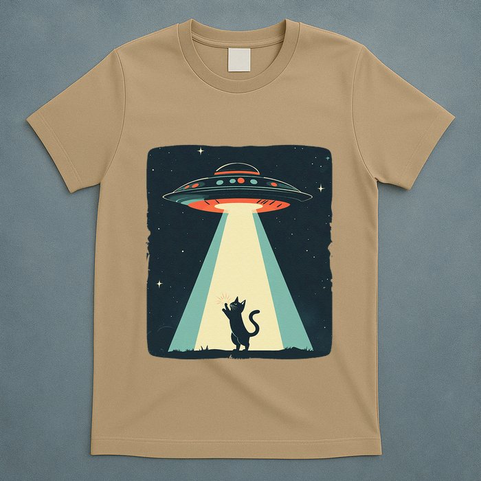 Awesome Ufo Beams A Cat Up For Intergalactic Laughs T-Shirt
