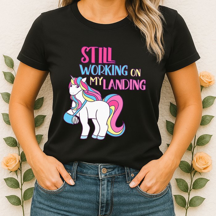 Adorable Unicorn Design for Healing Broken Arm Recovery Womens T-Shirt
