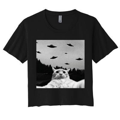 Alien UFO Funny Cat Selfie Women's Crop Top Tee