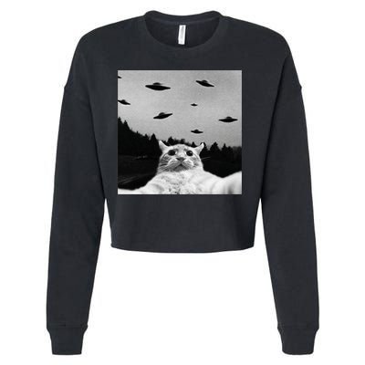Alien UFO Funny Cat Selfie Cropped Pullover Crew