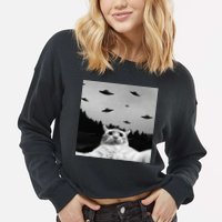 Alien UFO Funny Cat Selfie Cropped Pullover Crew