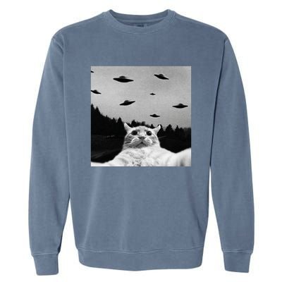 Alien UFO Funny Cat Selfie Garment-Dyed Sweatshirt