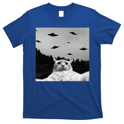 Alien UFO Funny Cat Selfie T-Shirt
