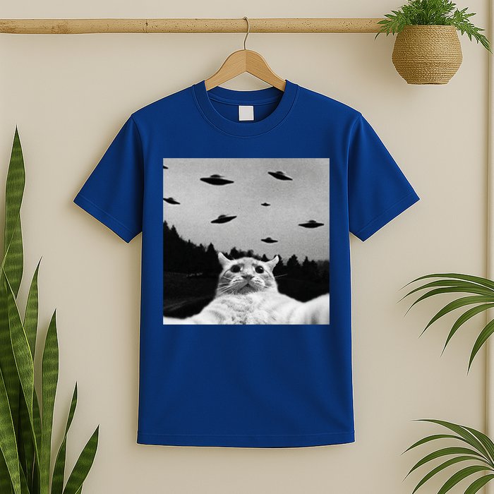 Alien UFO Funny Cat Selfie T-Shirt