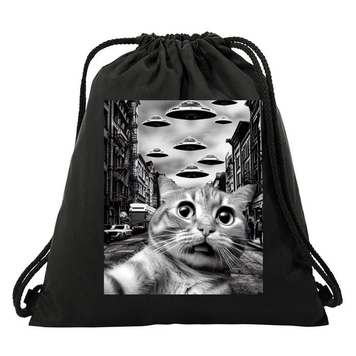 Alien UFO Funny Cat Selfie Drawstring Bag