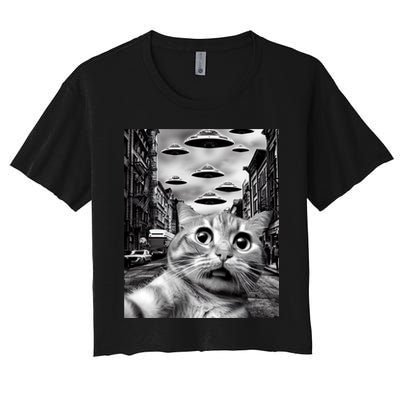 Alien UFO Funny Cat Selfie Women's Crop Top Tee