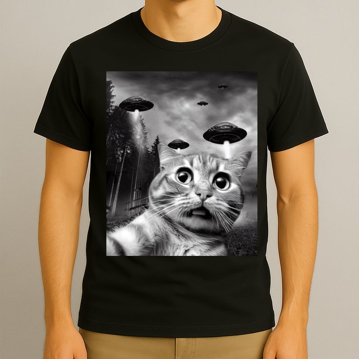 Alien UFO Funny Cat Selfie T-Shirt