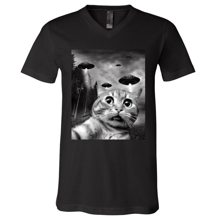 Alien UFO Funny Cat Selfie V-Neck T-Shirt